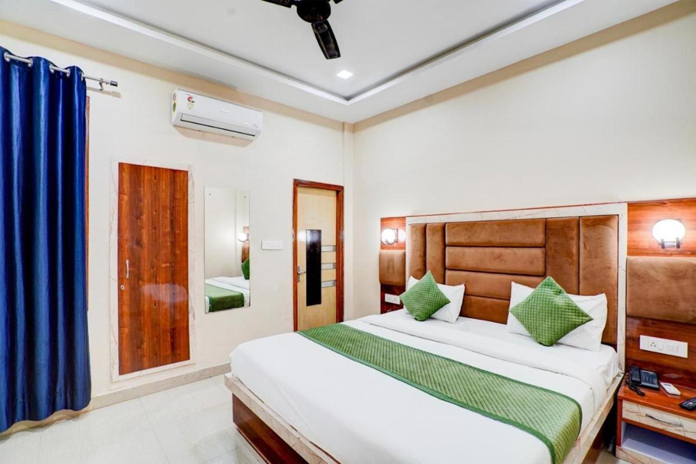 Ferienwohnung The Five Dimension Agra  Exterior foto