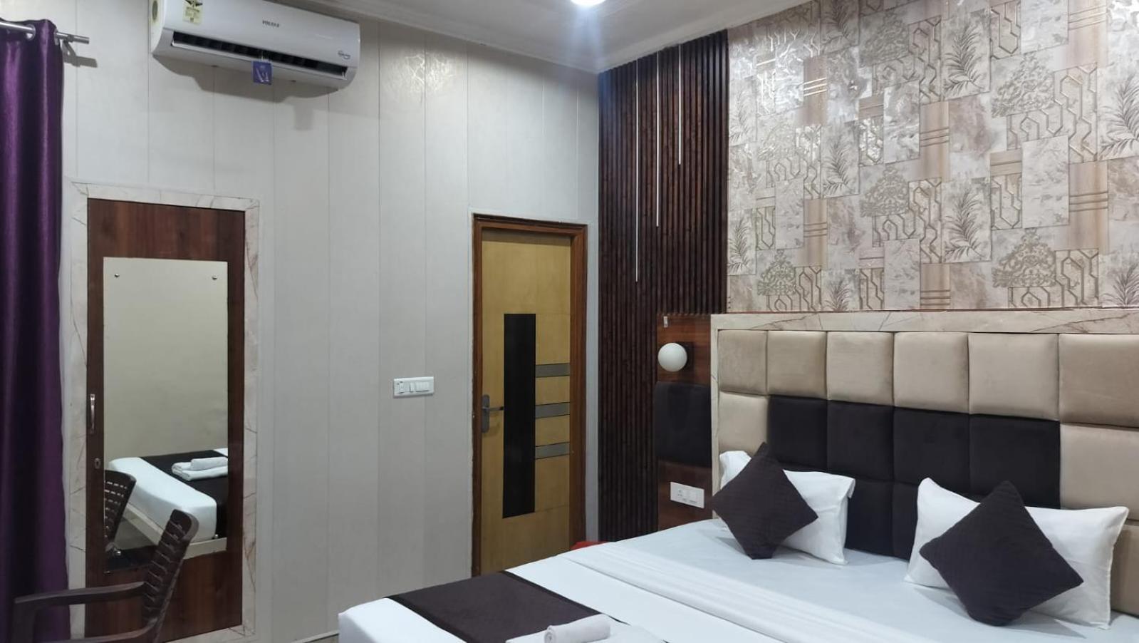 Ferienwohnung The Five Dimension Agra  Exterior foto